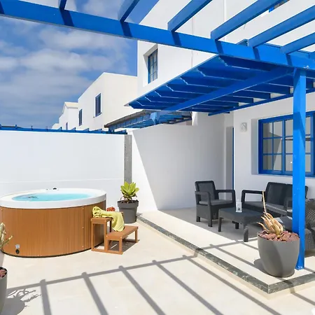 O Nautico Laxe Tatil Evi Playa Blanca